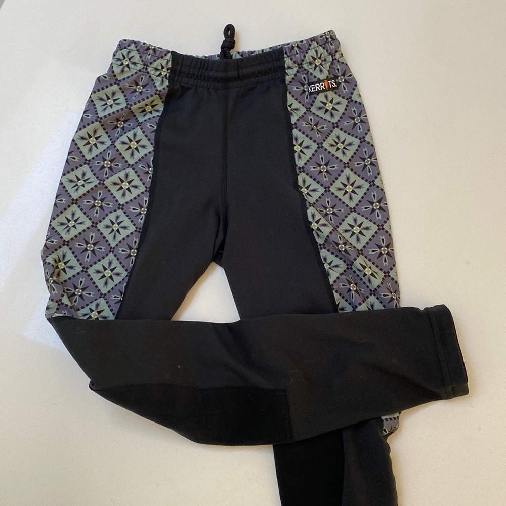 Kerrits girls riding breeches, size medium